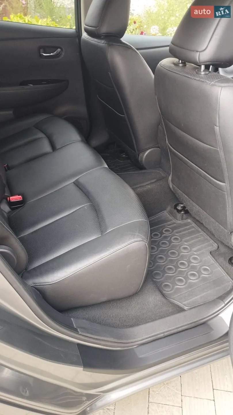 2013 Nissan Leaf - мініатюра 12