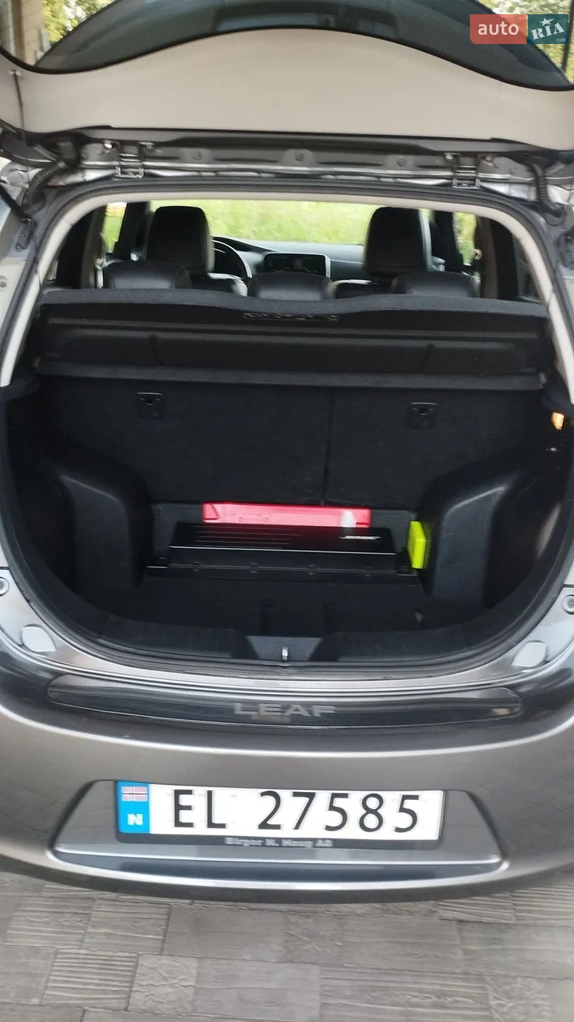 2013 Nissan Leaf - мініатюра 17
