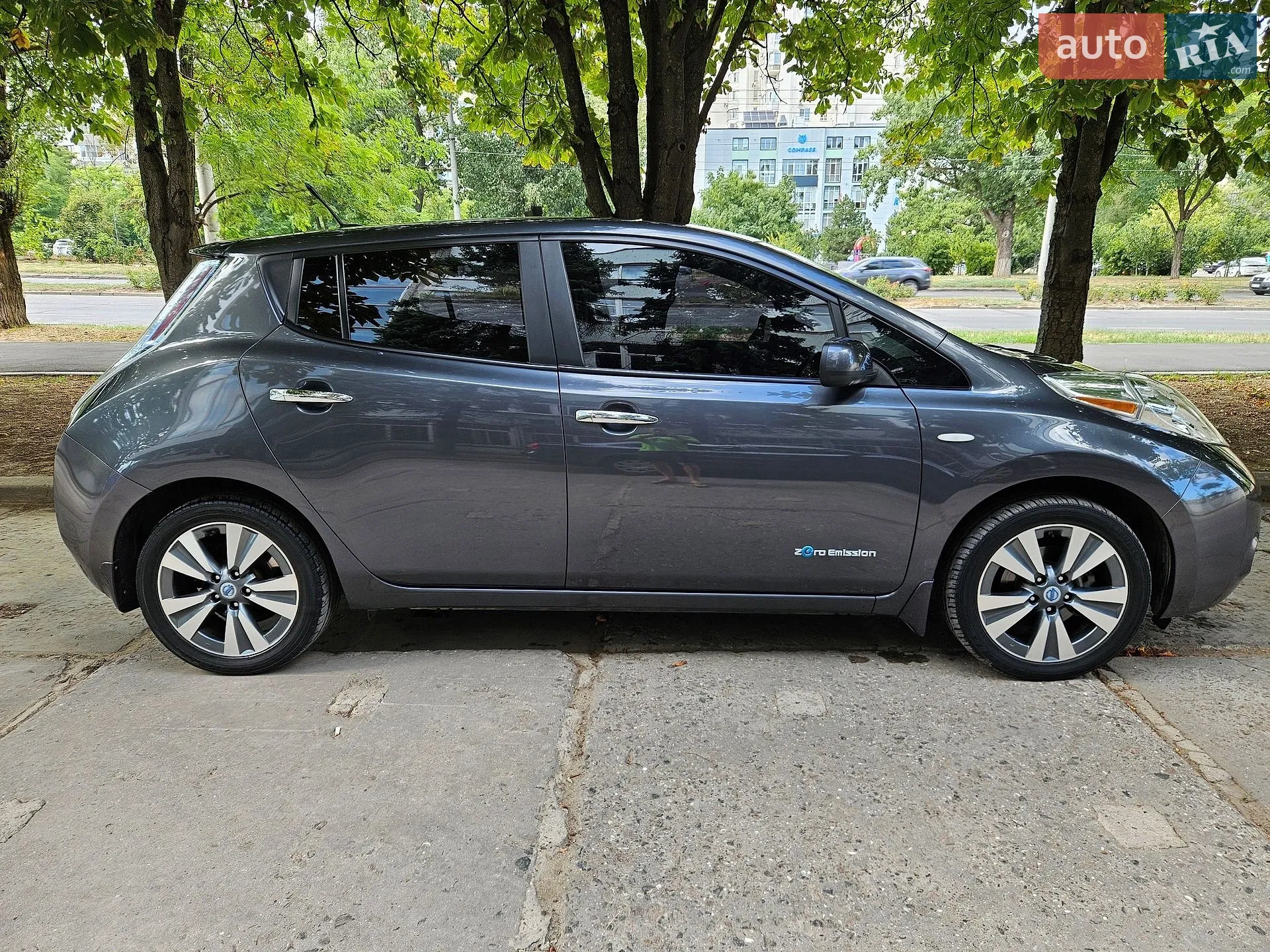 2013 Nissan Leaf - мініатюра 4