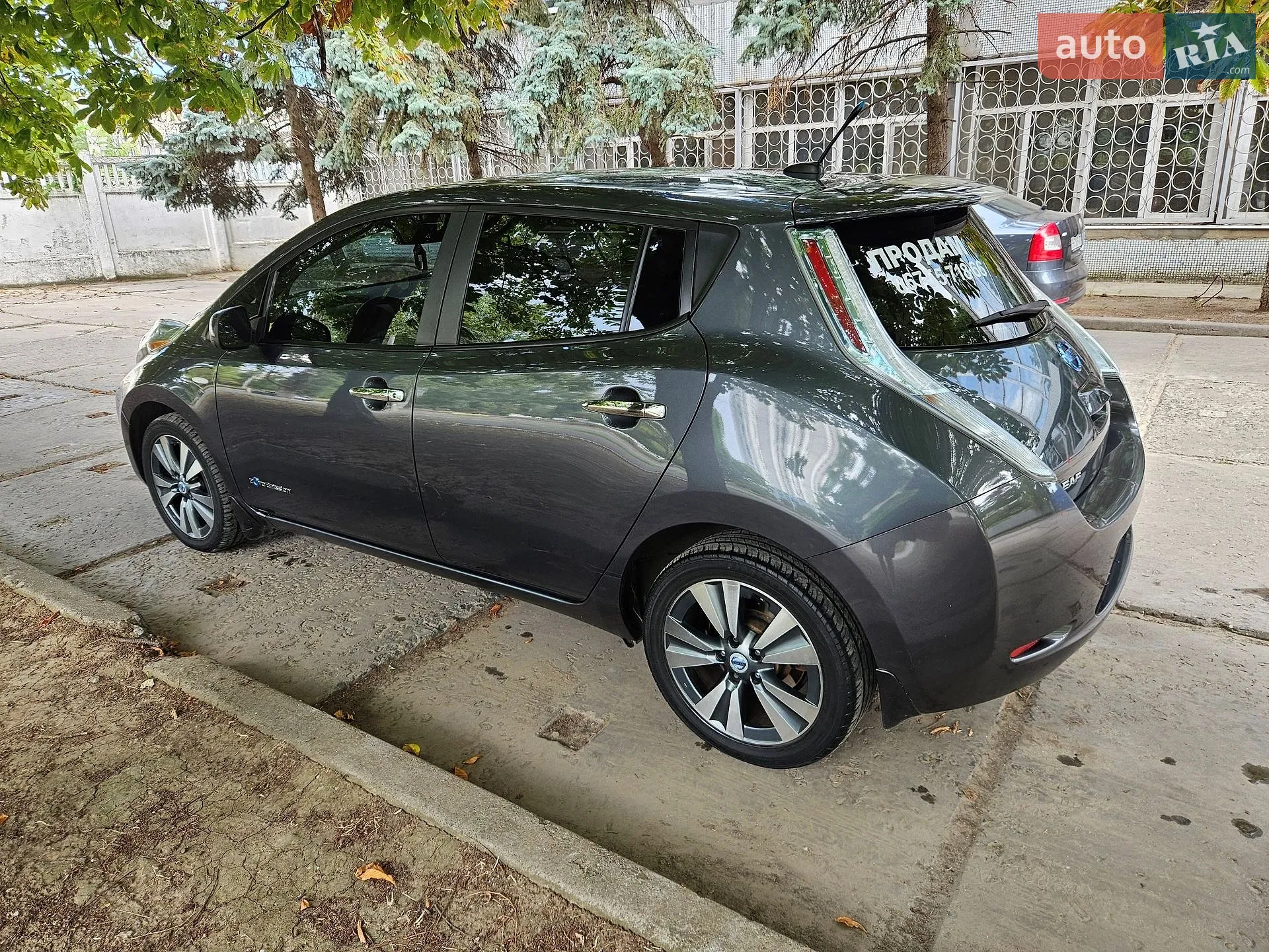 2013 Nissan Leaf - мініатюра 7