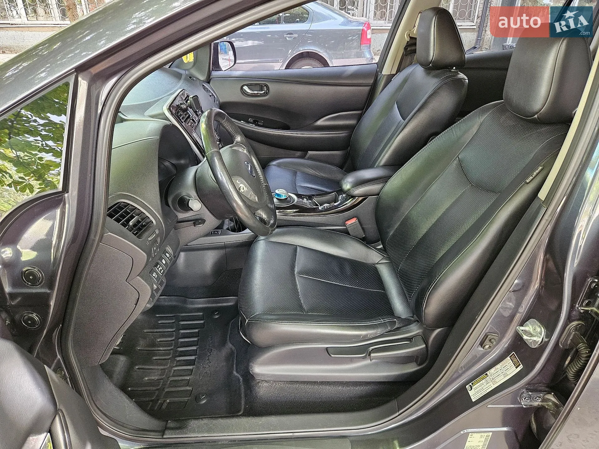 2013 Nissan Leaf - мініатюра 10