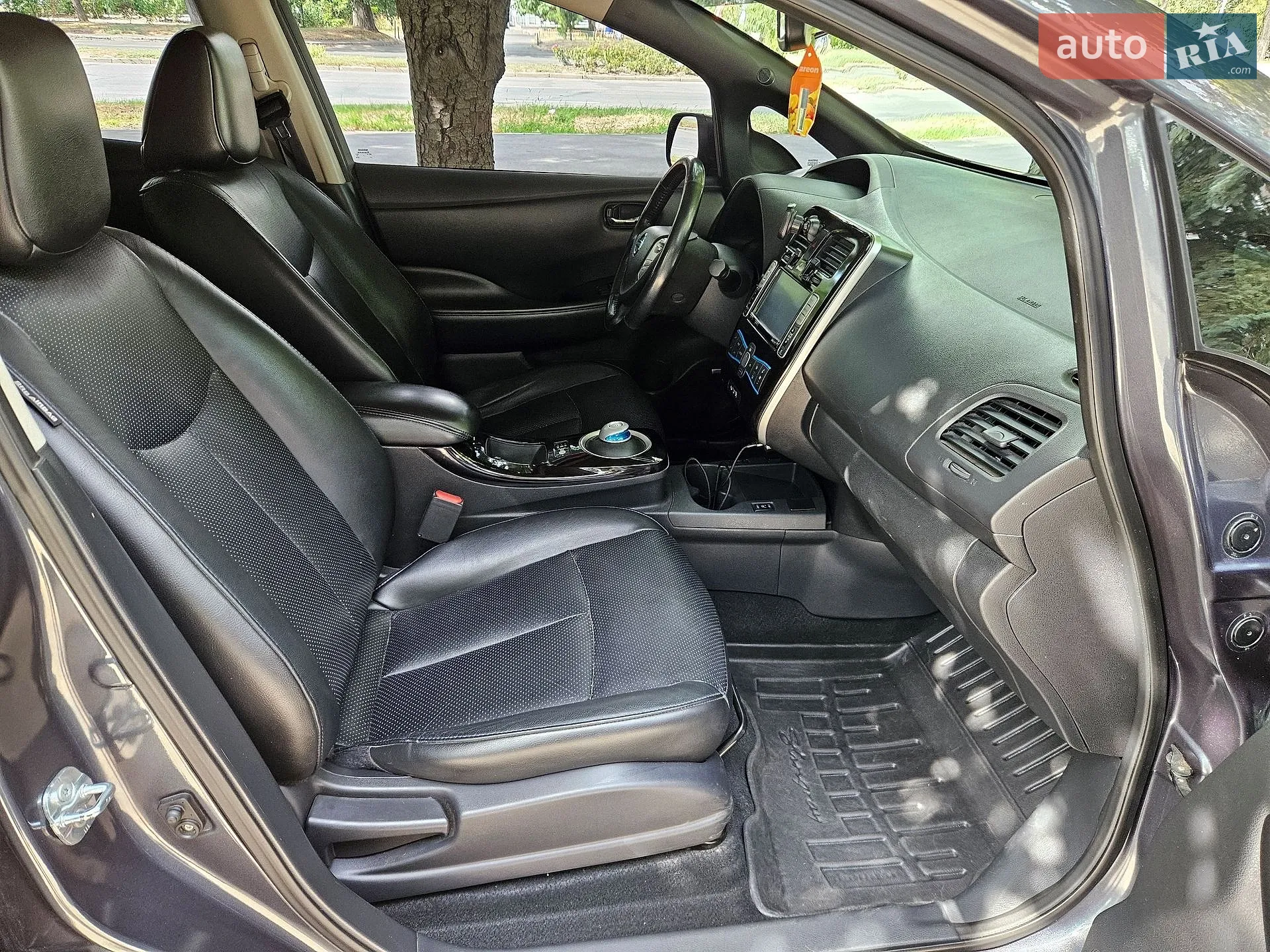 2013 Nissan Leaf - мініатюра 12