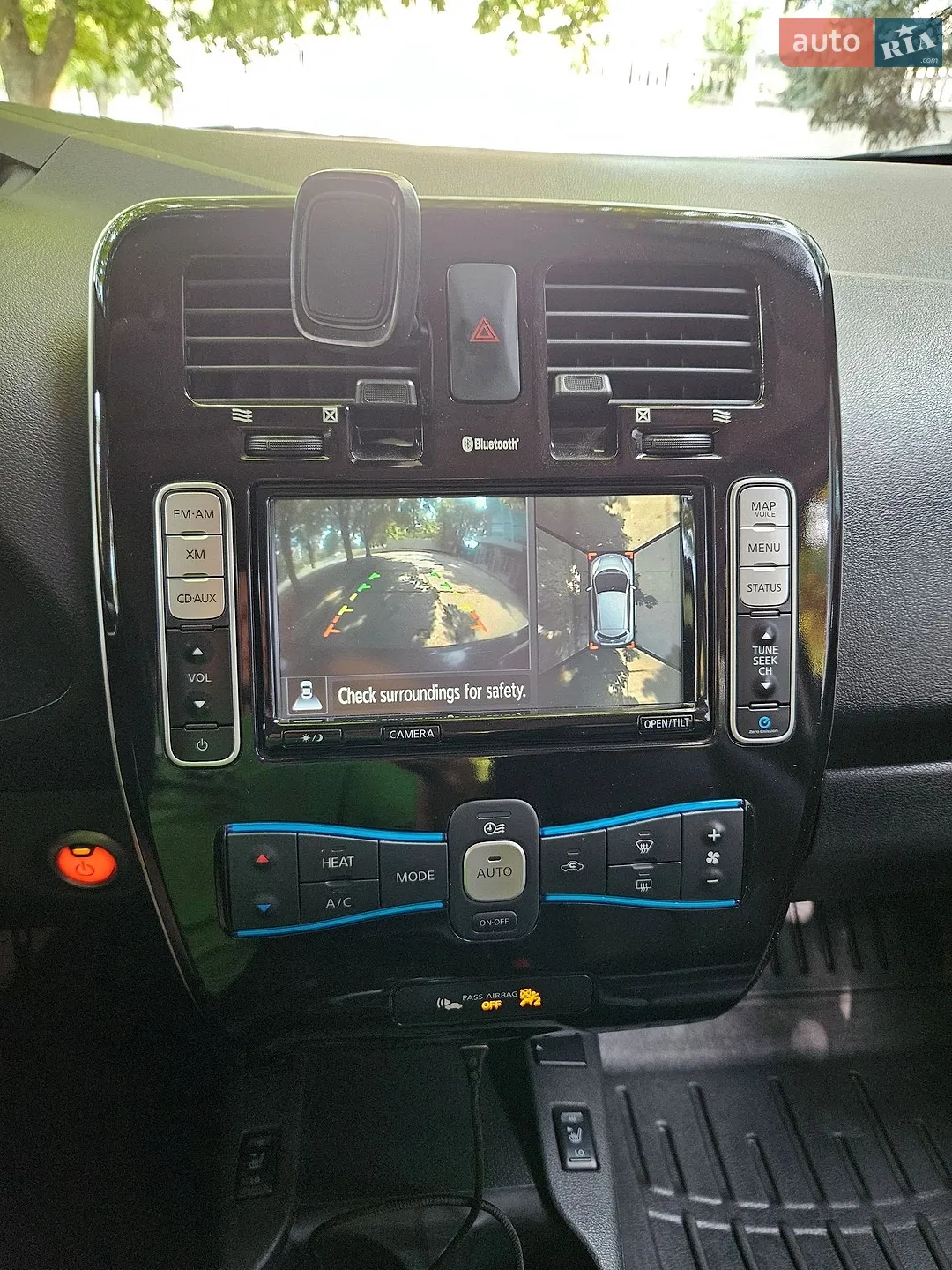 2013 Nissan Leaf - мініатюра 16