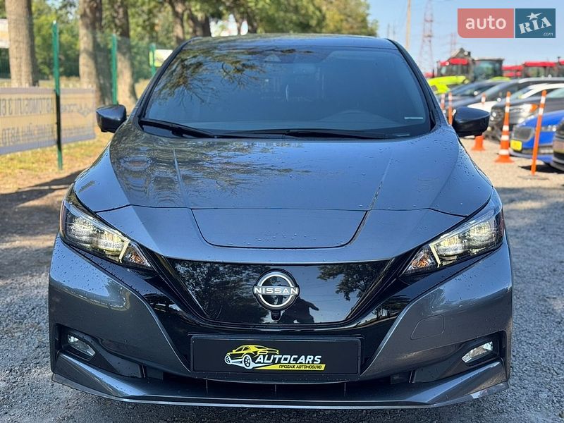 Хетчбек Nissan Leaf 2024 в Умані