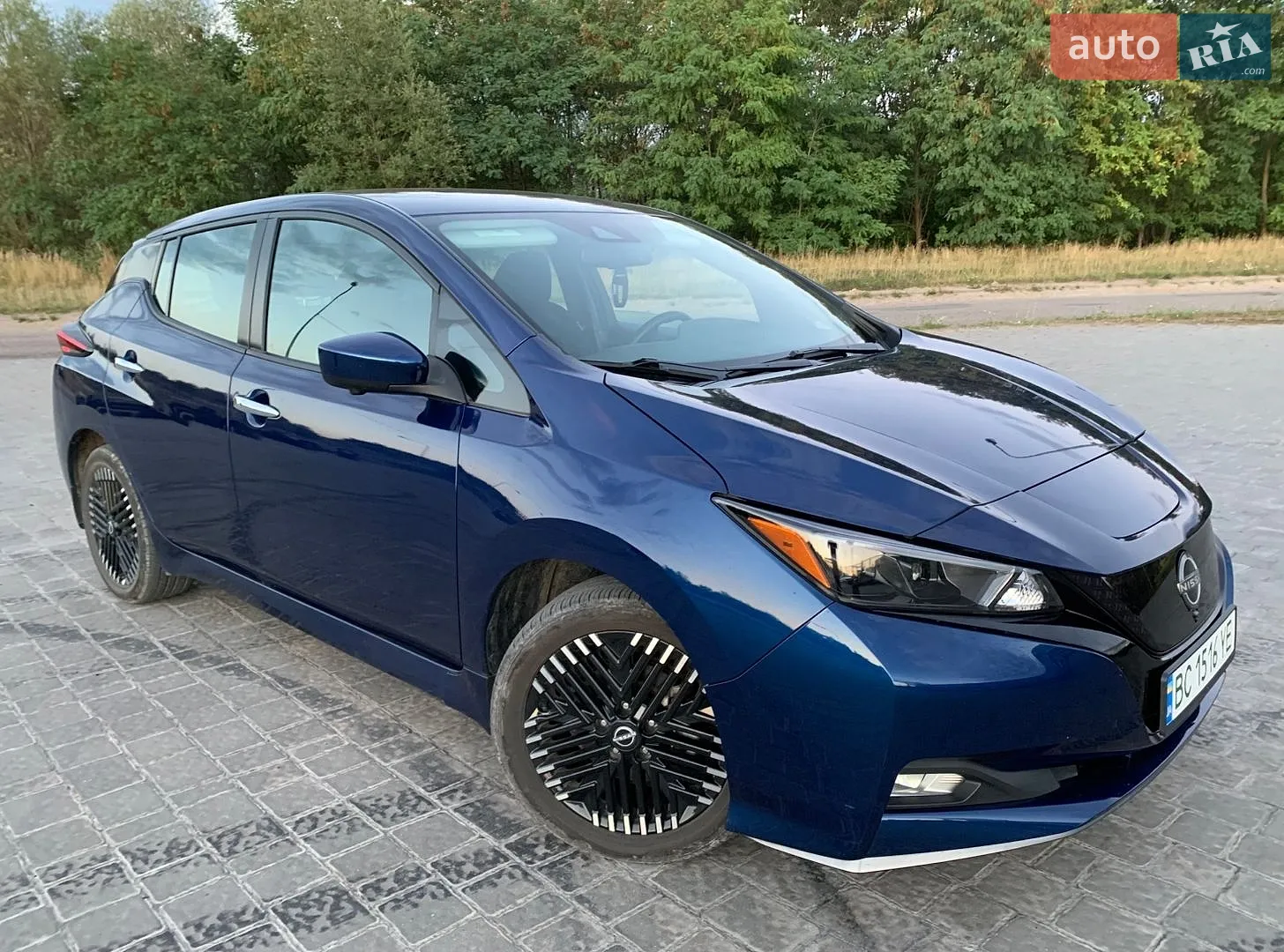 2022 Nissan Leaf - мініатюра 2