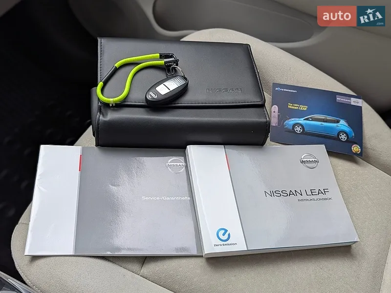 Хэтчбек Nissan Leaf 2011 в Луцке документ