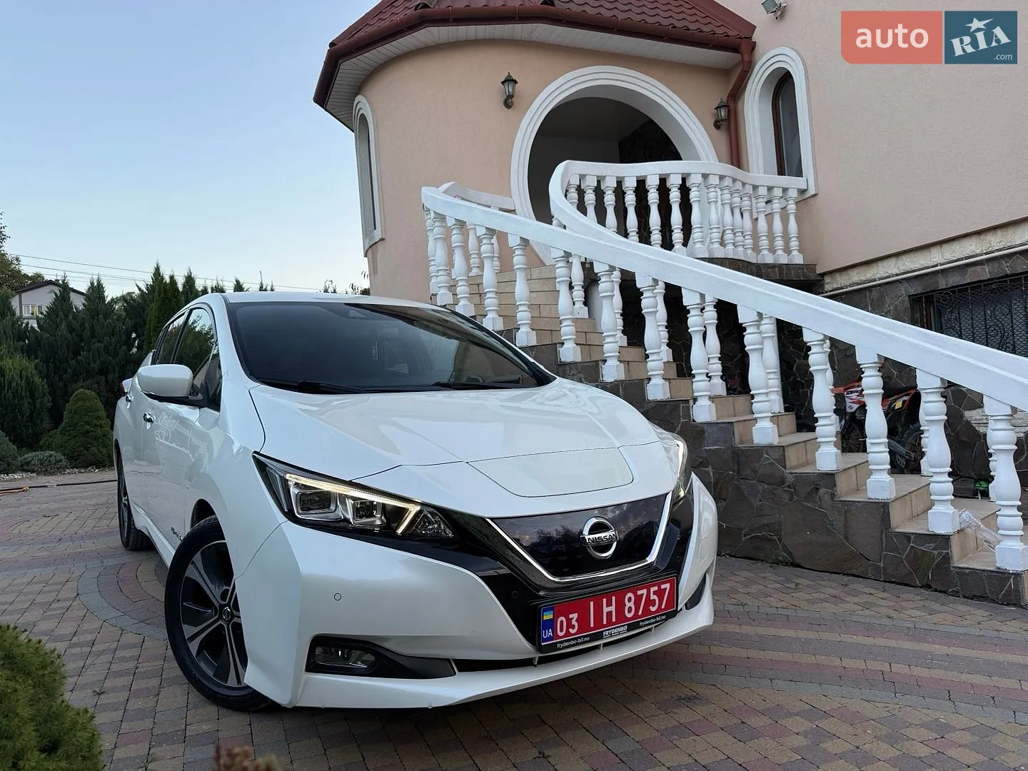 2018 Nissan Leaf - фото 1