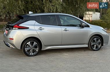 Хэтчбек Nissan Leaf 2021 в Луцке