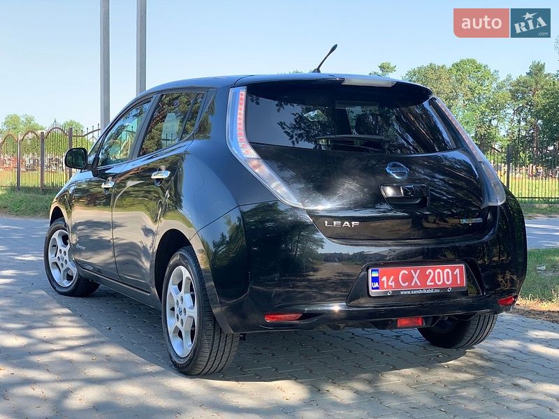 Хэтчбек Nissan Leaf 2012 в Львове