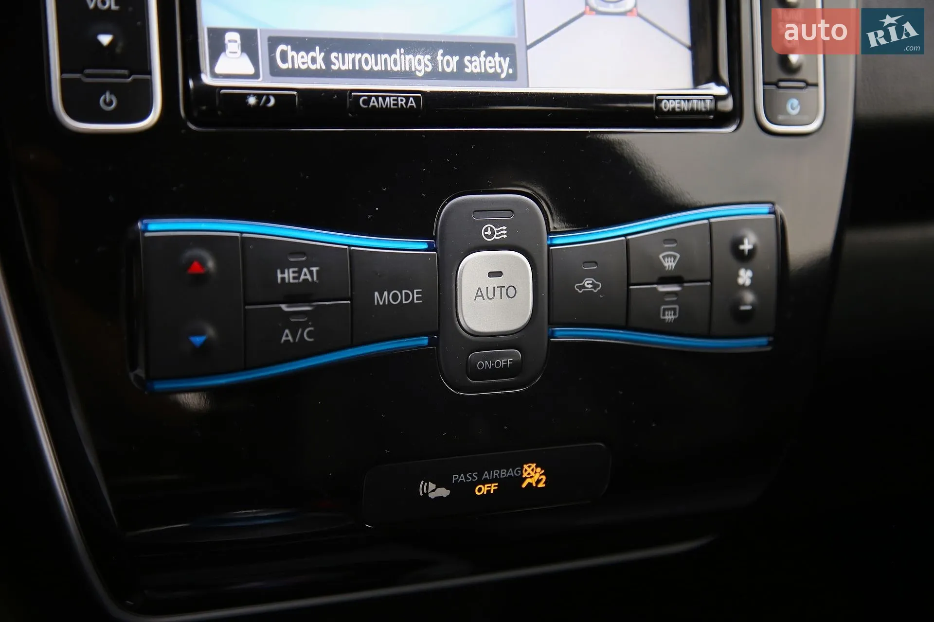 2013 Nissan Leaf - мініатюра 17