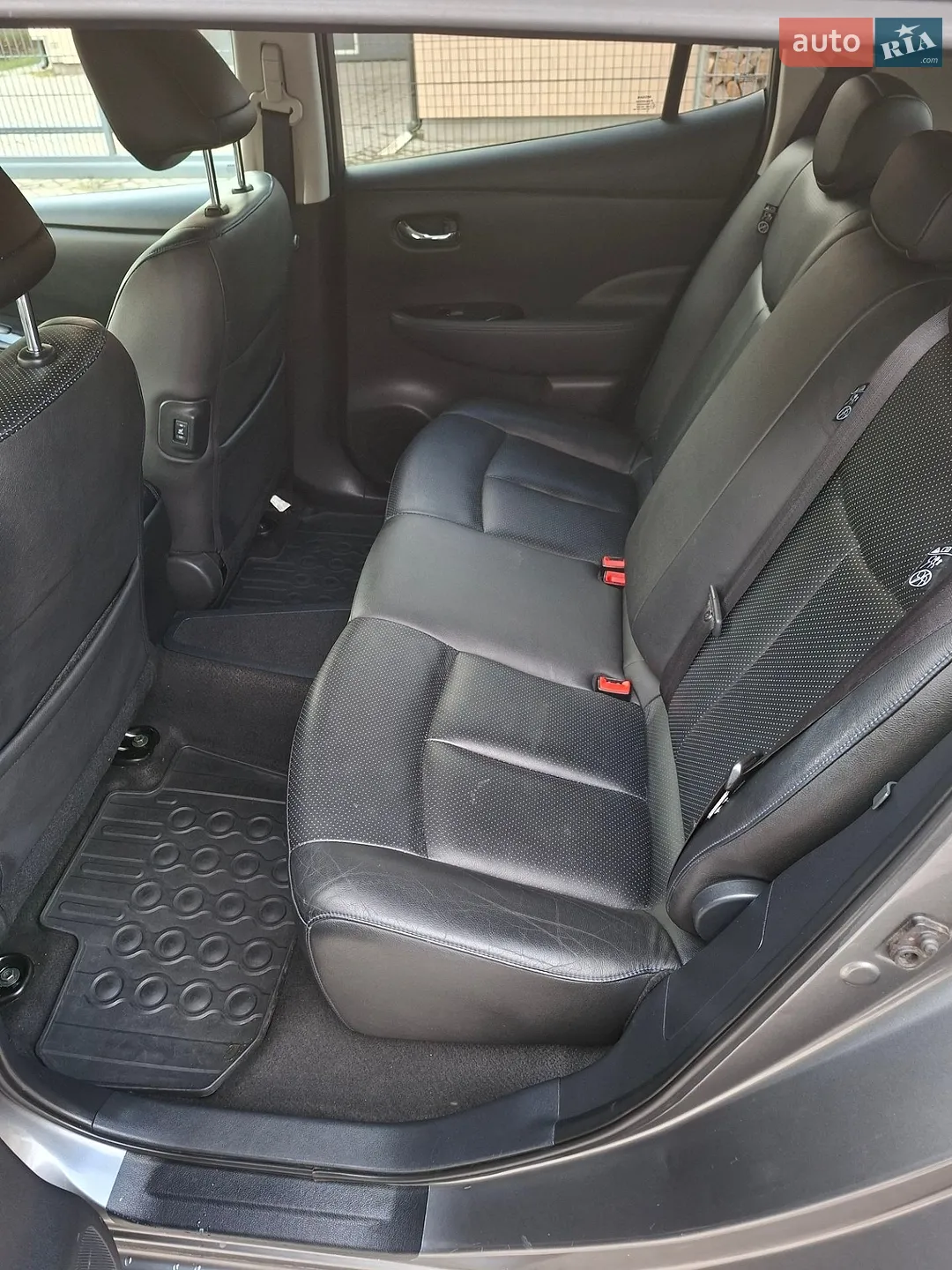 2014 Nissan Leaf - мініатюра 31
