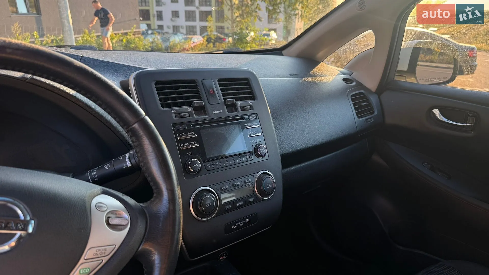 2015 Nissan Leaf - мініатюра 9