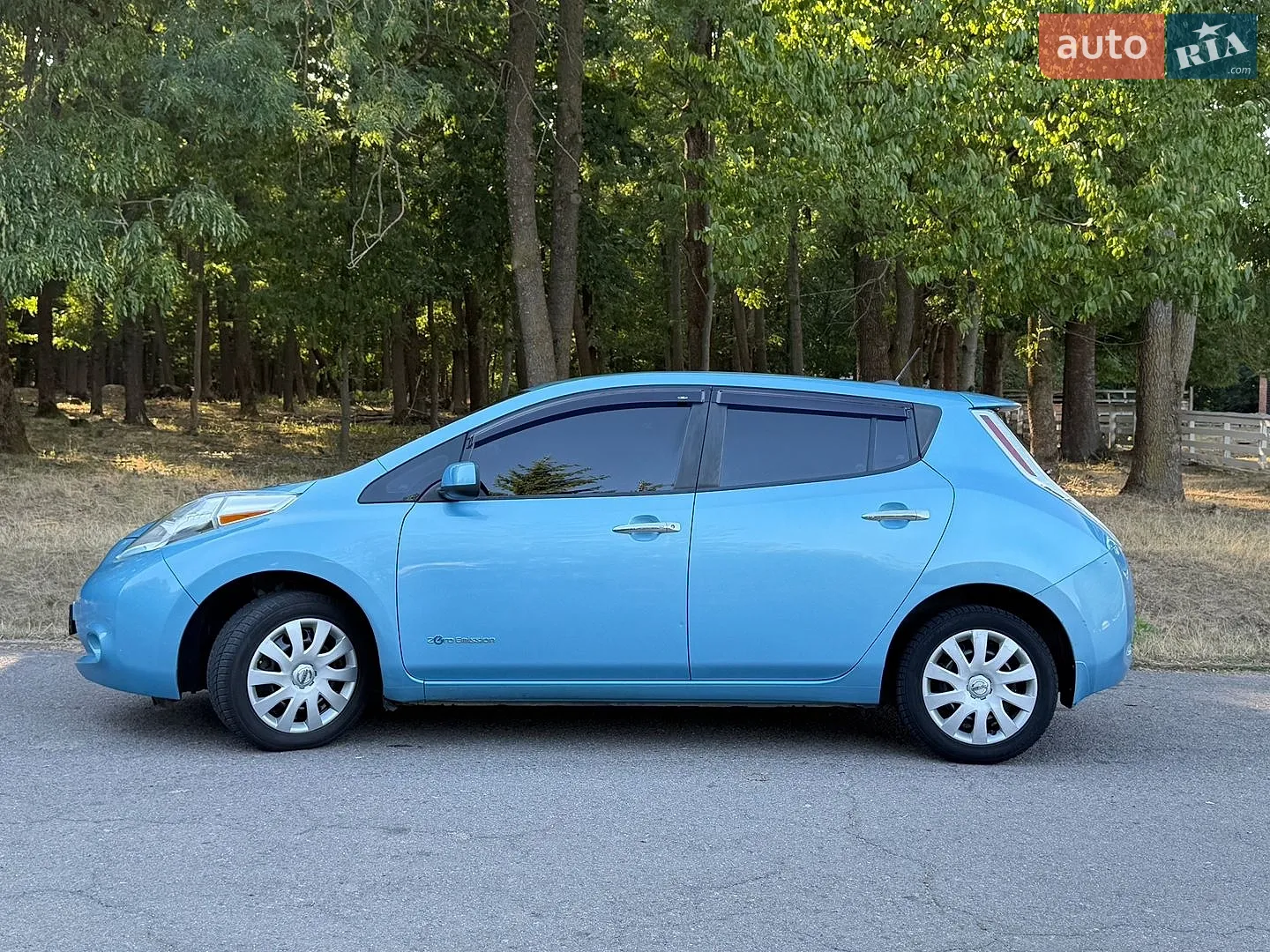 2015 Nissan Leaf - мініатюра 12