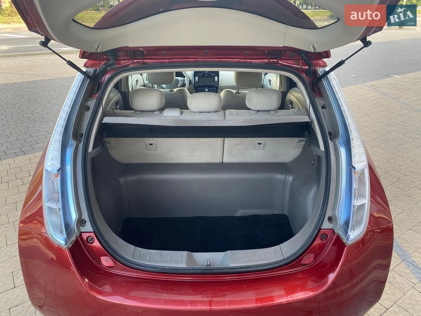 2012 Nissan Leaf - мініатюра 13