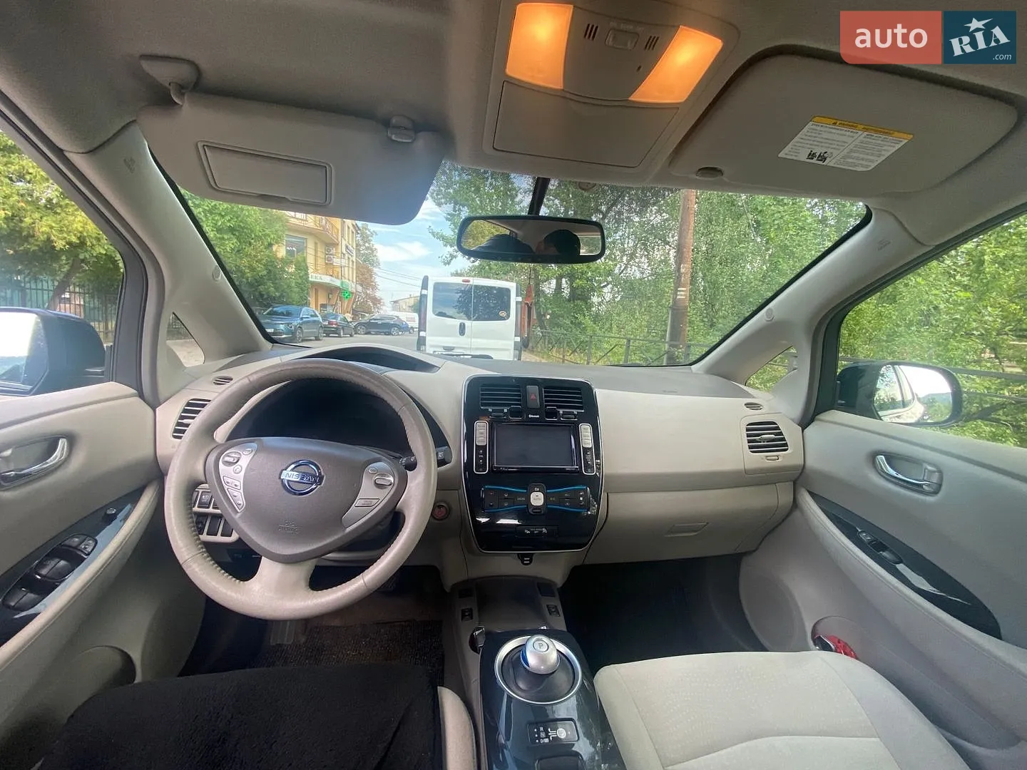 2012 Nissan Leaf - мініатюра 15