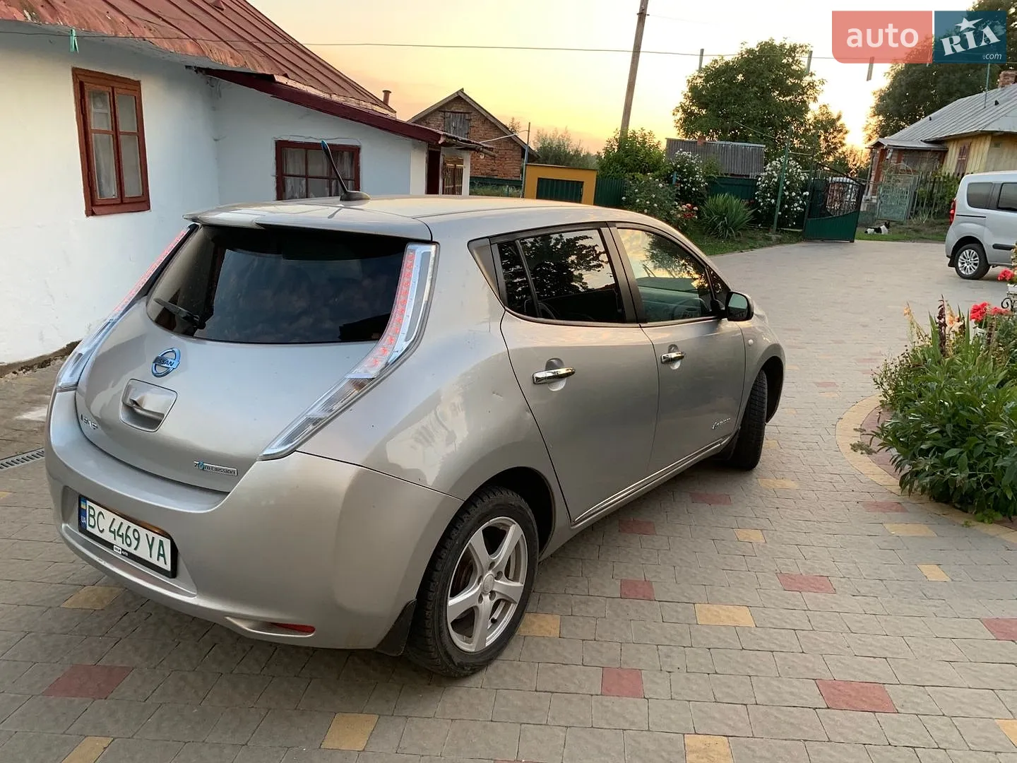 2014 Nissan Leaf - мініатюра 9