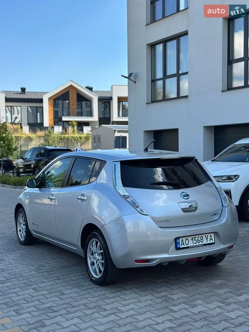 2012 Nissan Leaf - мініатюра 11