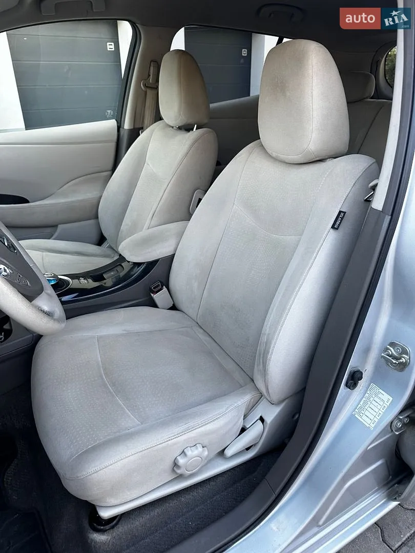 2012 Nissan Leaf - мініатюра 16