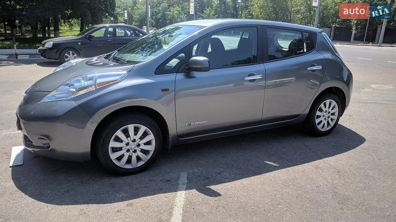 2016 Nissan Leaf - мініатюра 31