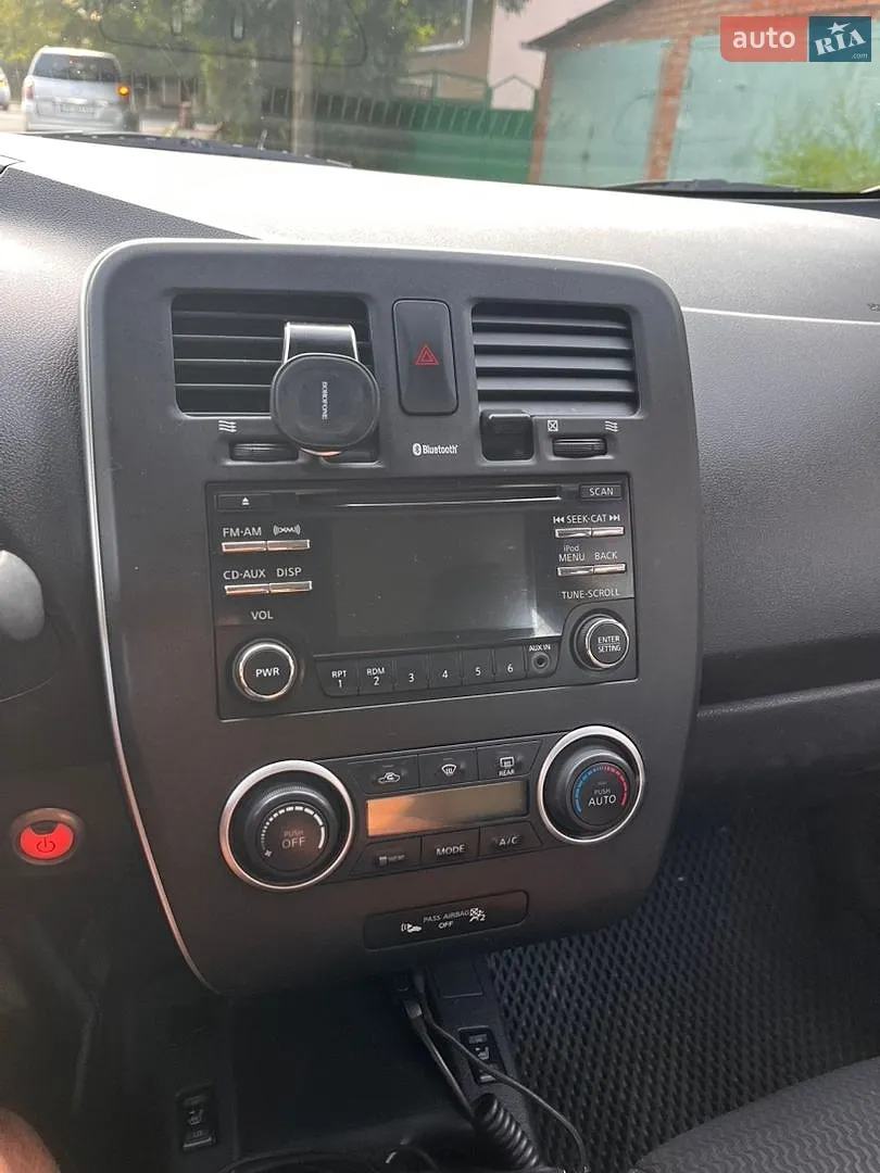 2014 Nissan Leaf - мініатюра 5