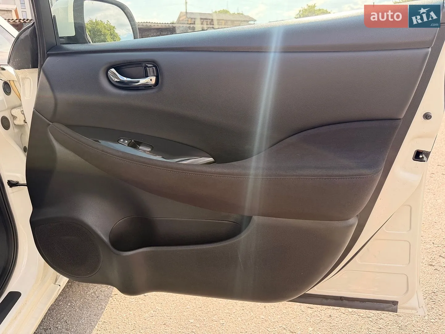 2016 Nissan Leaf - мініатюра 30