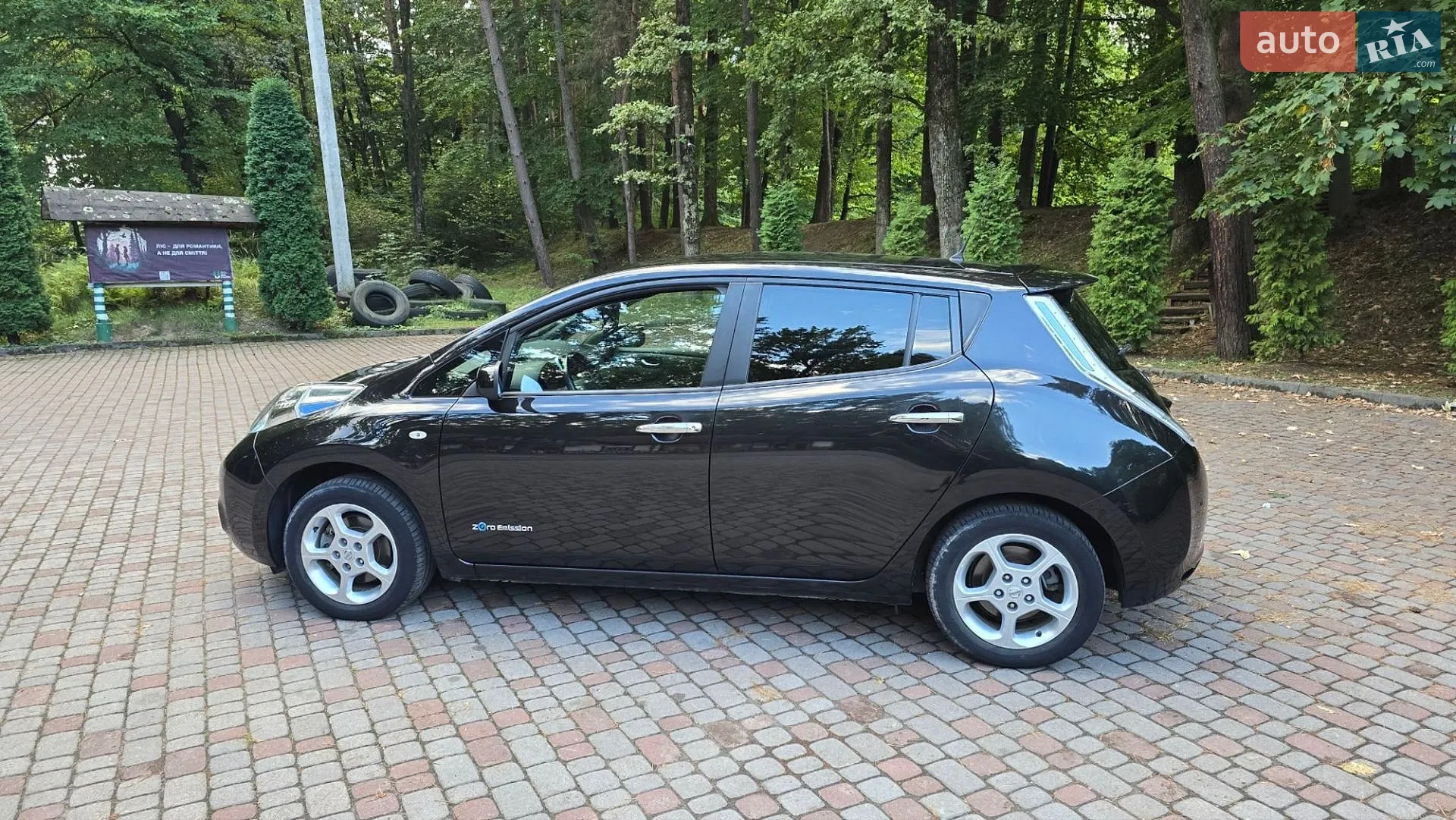 2017 Nissan Leaf - мініатюра 20