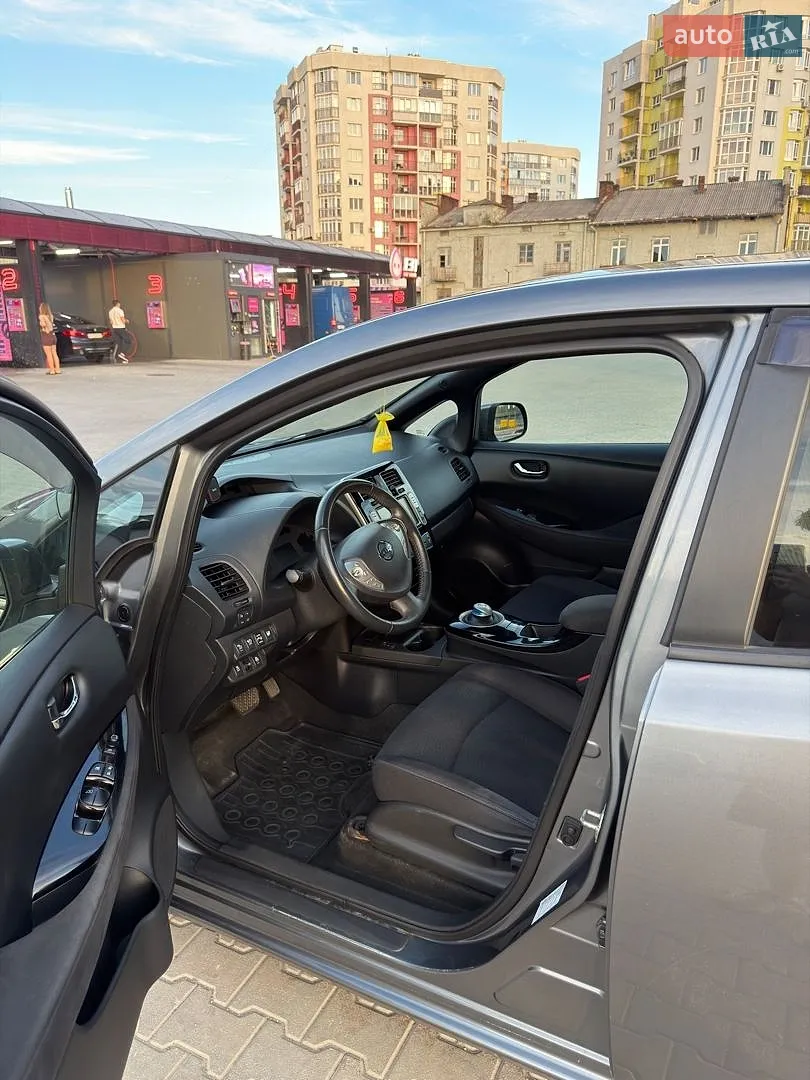2014 Nissan Leaf - мініатюра 11