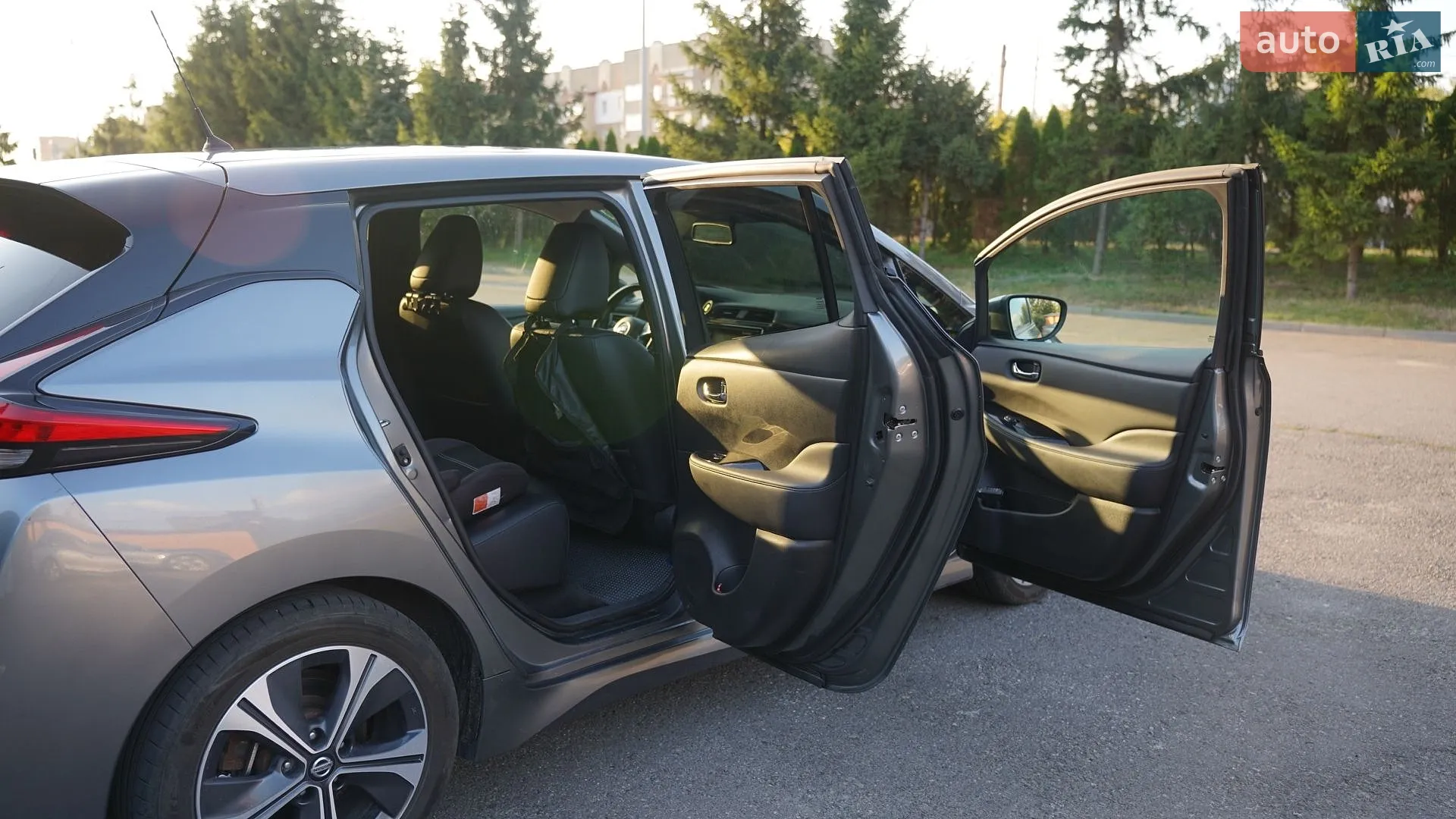 2018 Nissan Leaf - мініатюра 8