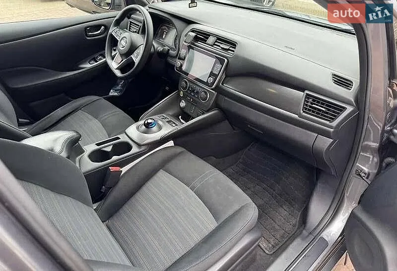 2020 Nissan Leaf - мініатюра 12