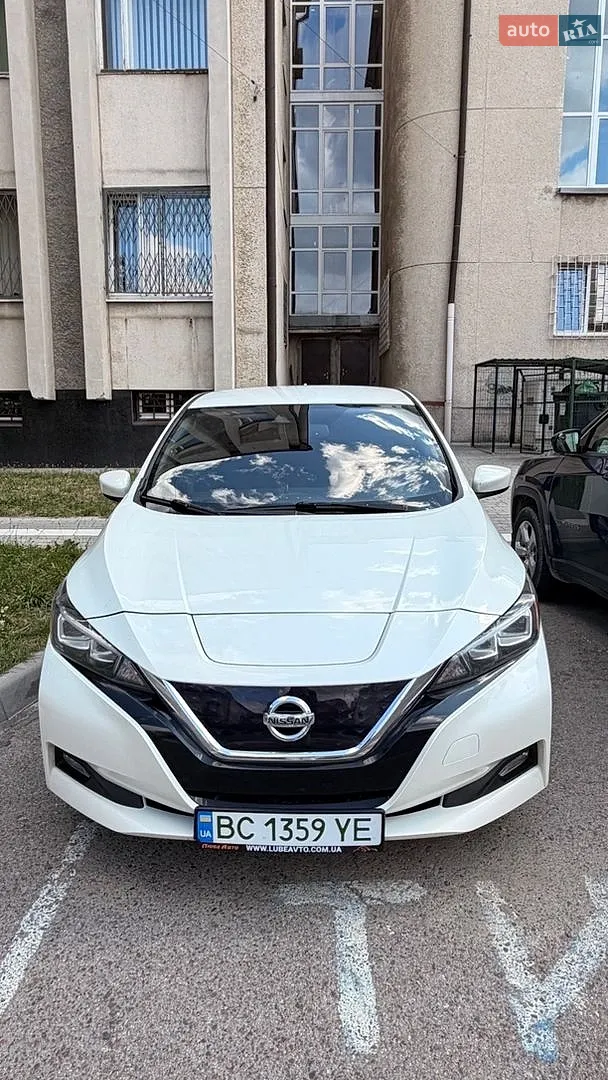 2018 Nissan Leaf - фото 1