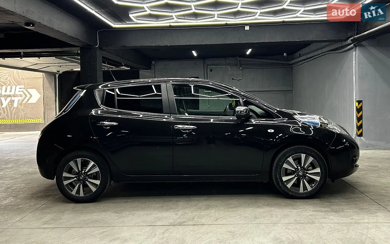 2017 Nissan Leaf - мініатюра 9