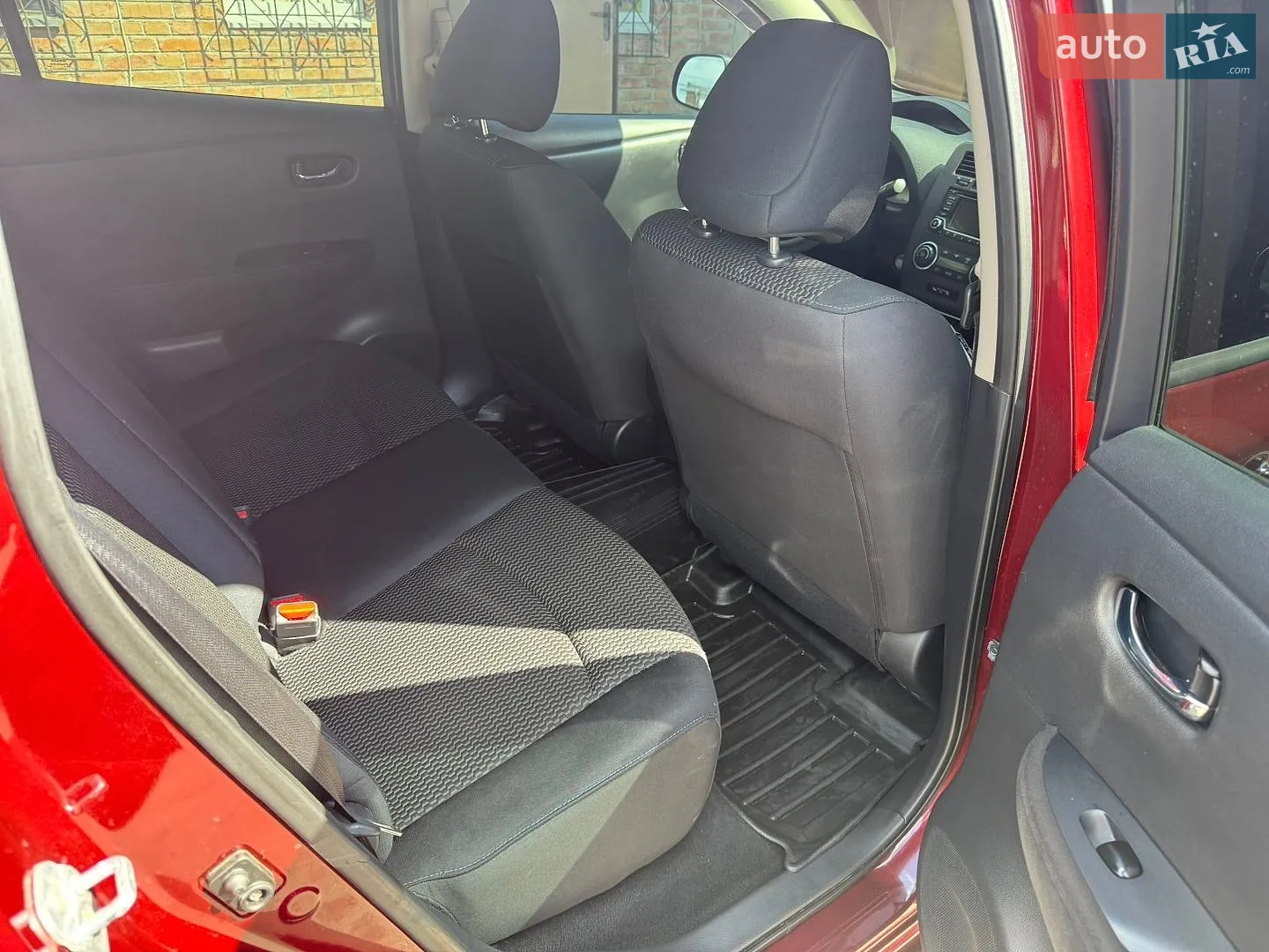 2016 Nissan Leaf - мініатюра 4
