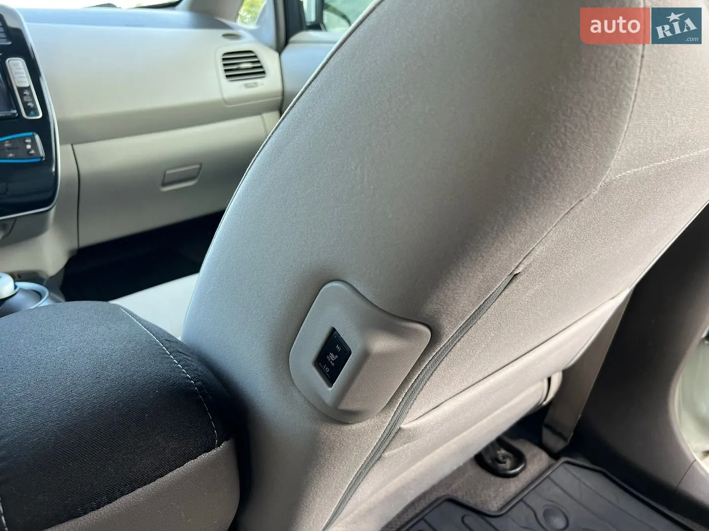 2012 Nissan Leaf - мініатюра 20