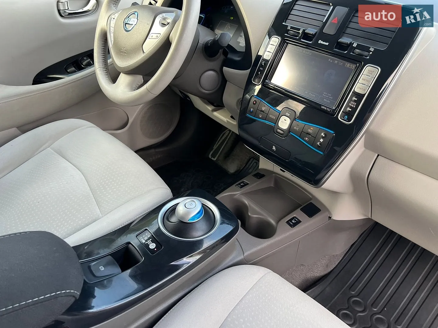 2012 Nissan Leaf - мініатюра 24