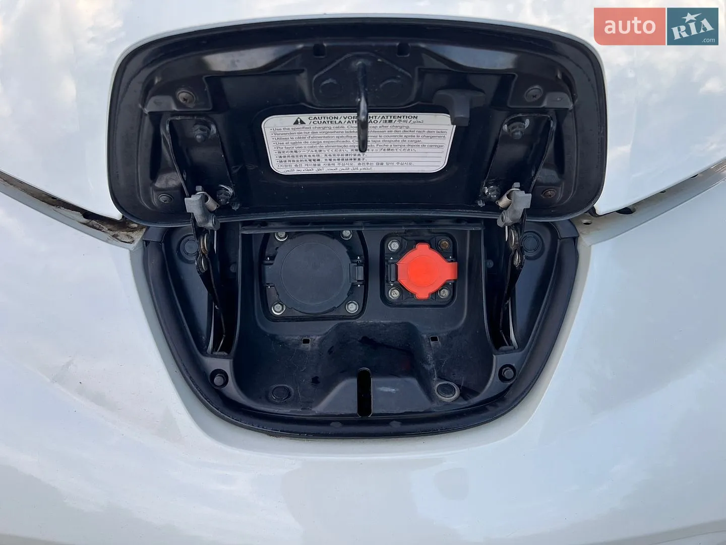 2012 Nissan Leaf - мініатюра 28