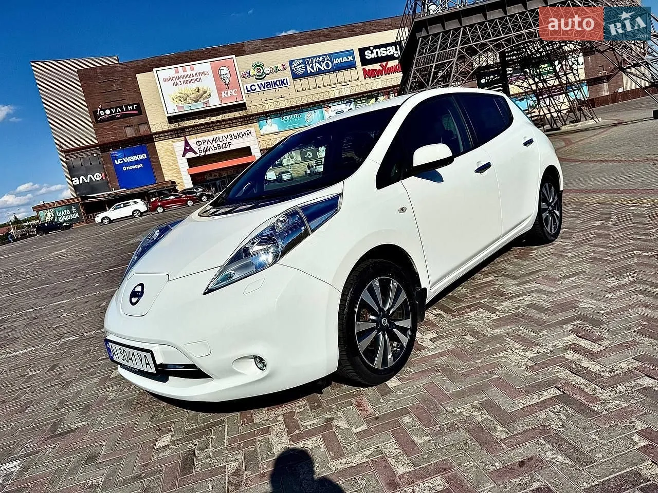 2016 Nissan Leaf - мініатюра 11