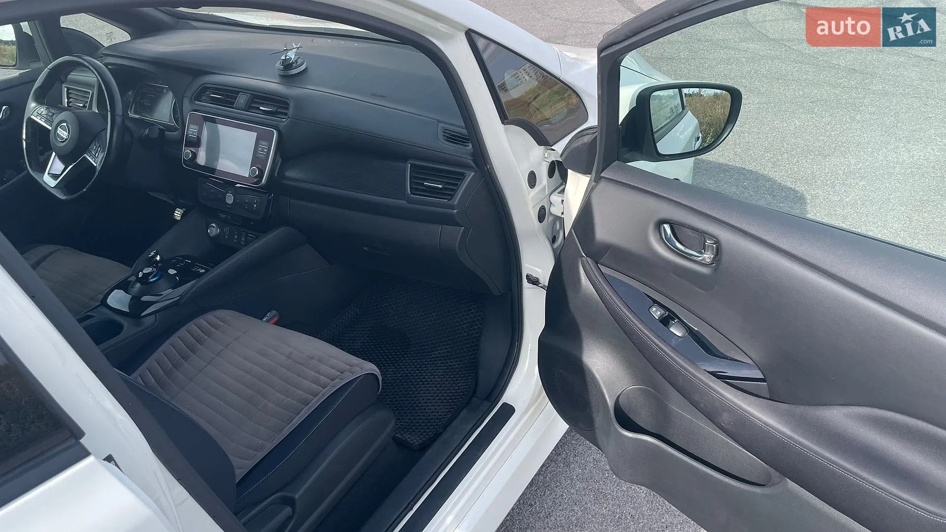 2020 Nissan Leaf - мініатюра 12