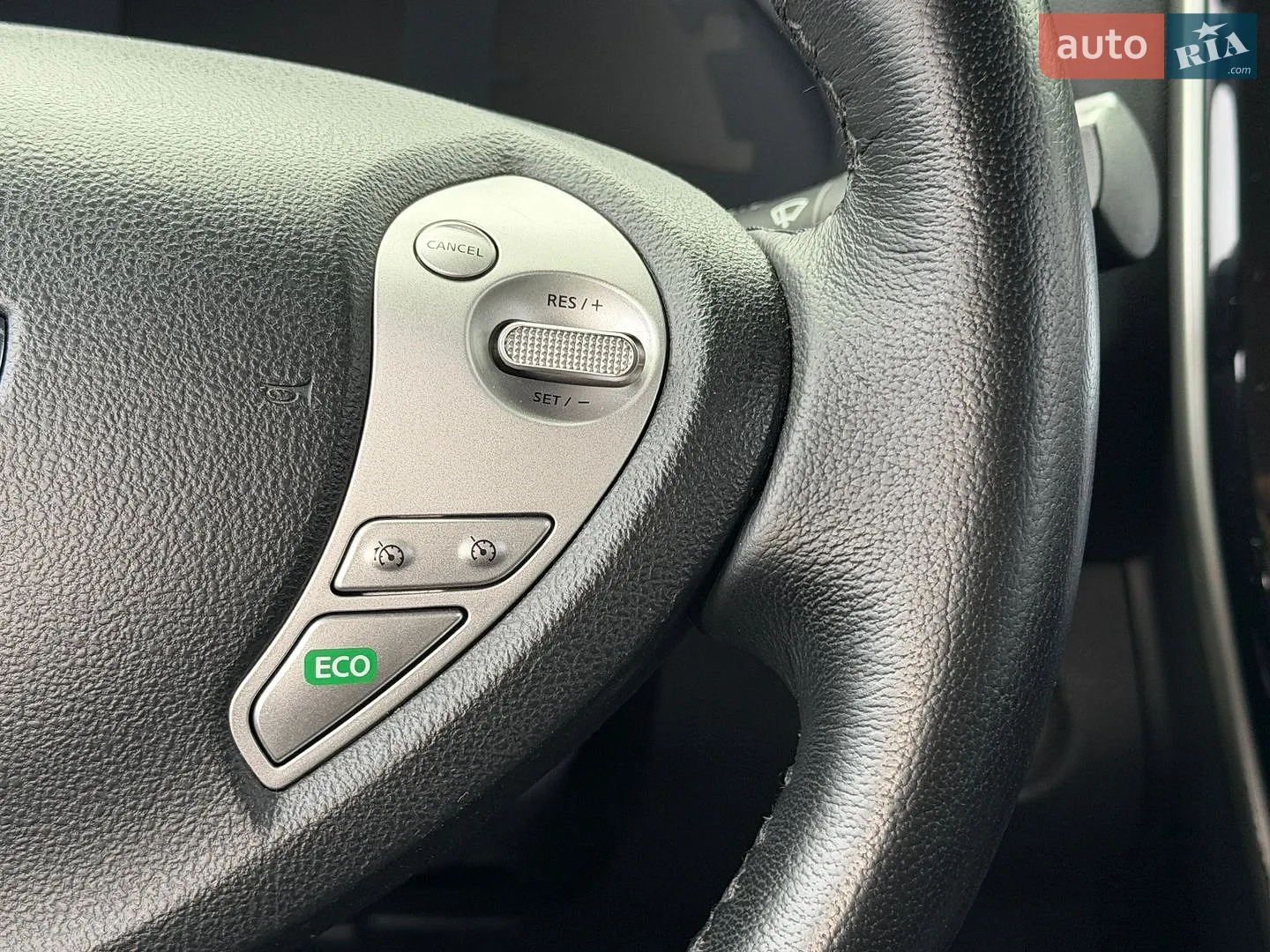 2015 Nissan Leaf - мініатюра 12