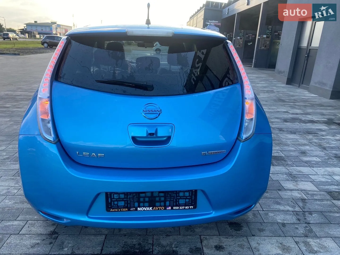 2012 Nissan Leaf - мініатюра 16