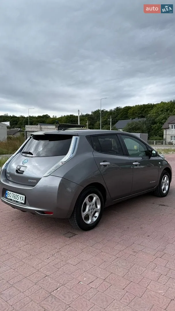 2014 Nissan Leaf - мініатюра 11