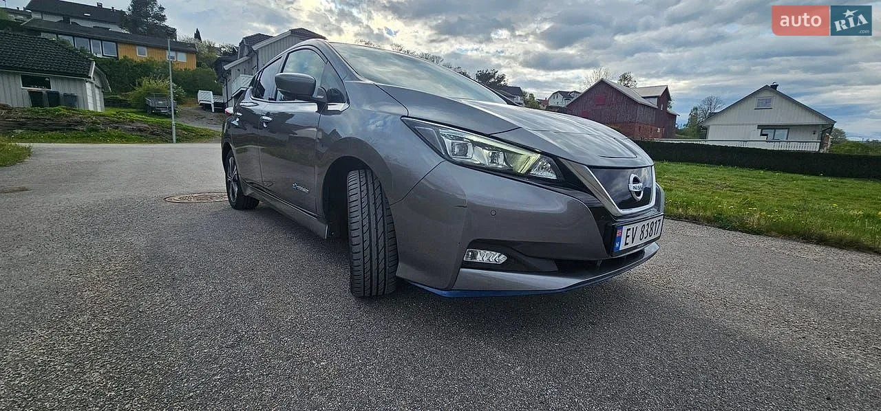 2020 Nissan Leaf - мініатюра 4