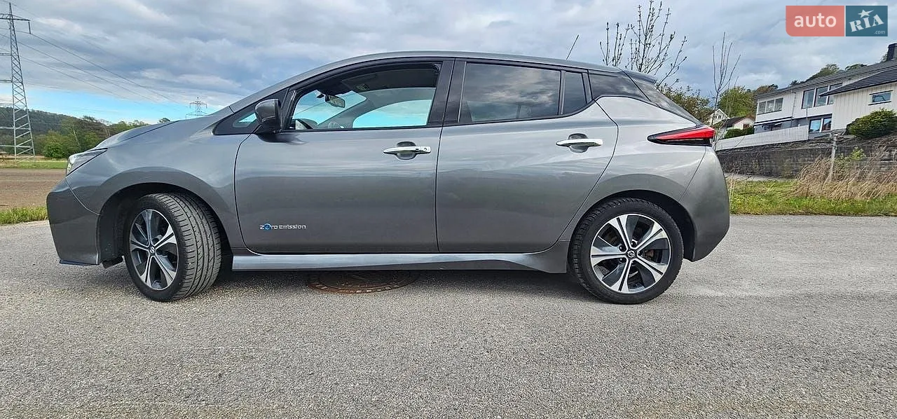 2020 Nissan Leaf - мініатюра 15