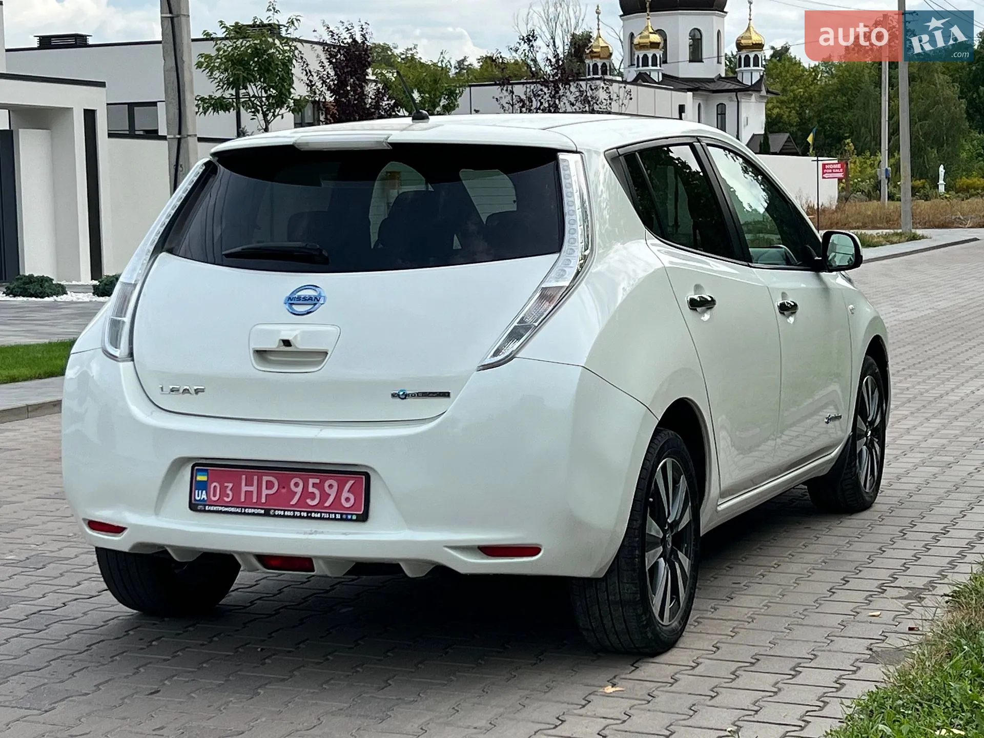 2015 Nissan Leaf - мініатюра 17