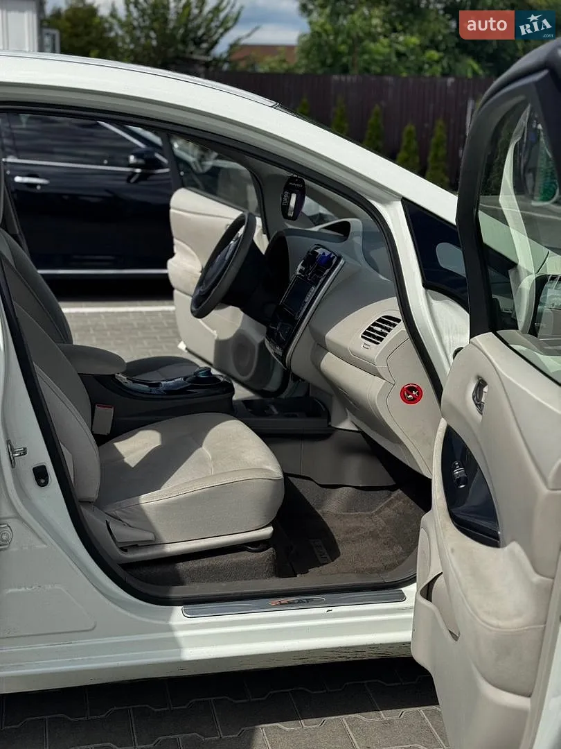 2012 Nissan Leaf - мініатюра 5