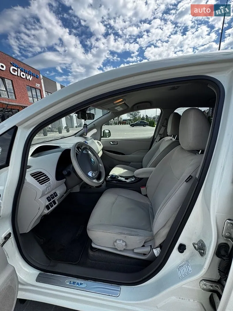 2012 Nissan Leaf - мініатюра 15
