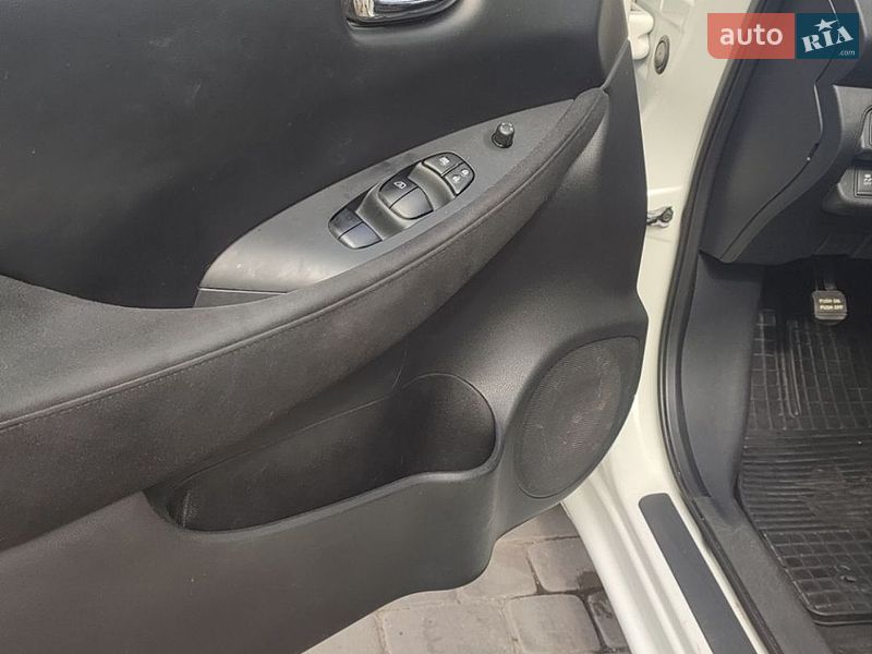 Хэтчбек Nissan Leaf 2015 в Ивано-Франковске фото 12 Хэтчбек Nissan Leaf 2015 в Ивано-Франковске