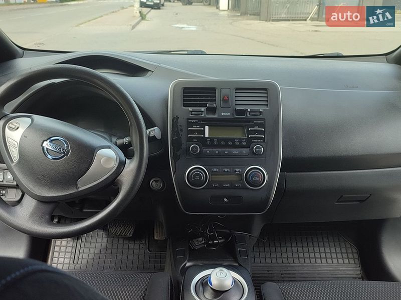 Хэтчбек Nissan Leaf 2015 в Ивано-Франковске фото 13 Хэтчбек Nissan Leaf 2015 в Ивано-Франковске