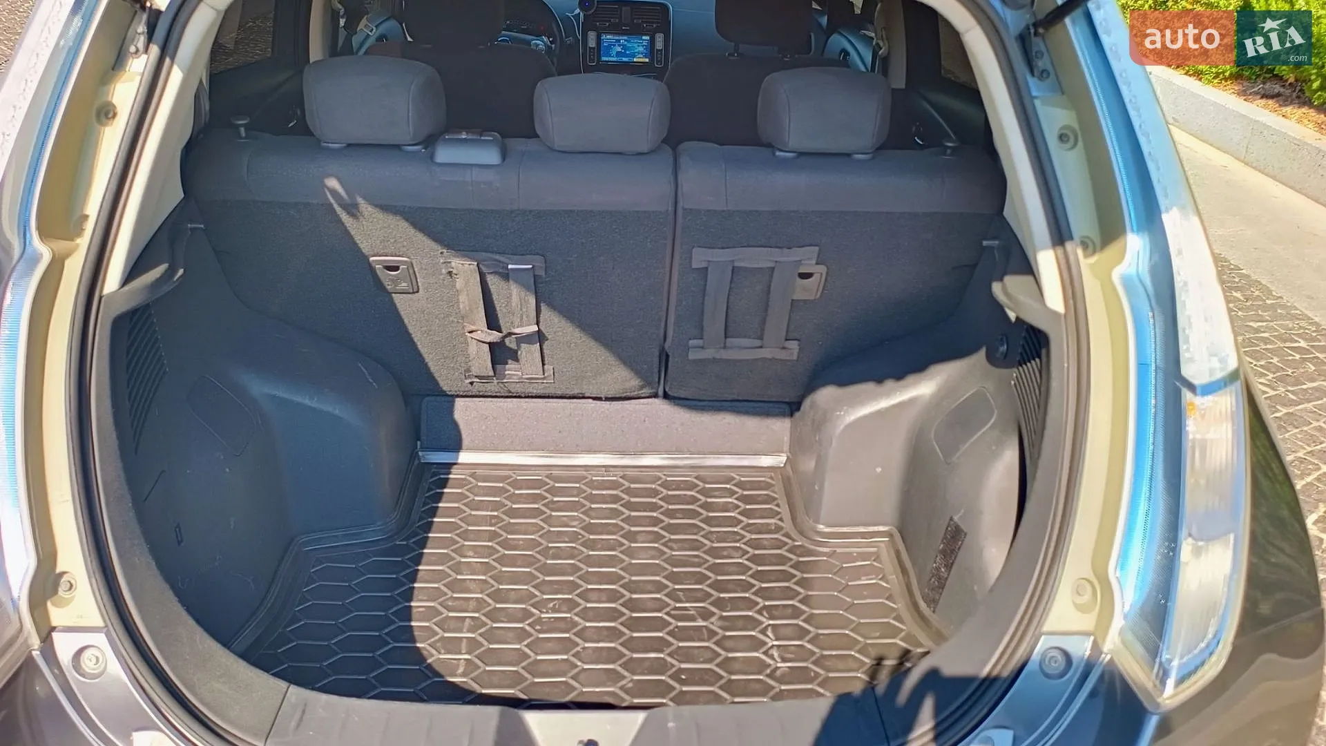 2013 Nissan Leaf - мініатюра 21