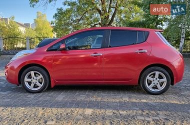 Хэтчбек Nissan Leaf 2015 в Золочеве