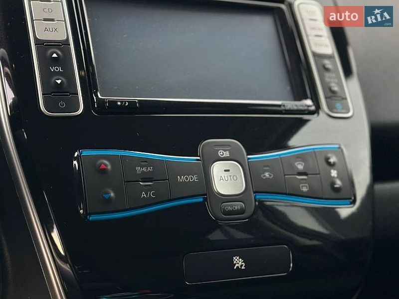 Хэтчбек Nissan Leaf 2014 в Тернополе